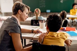 Doufáme, že to není definitivní, obávají se školy revize asistentů - Seznam Zprávy